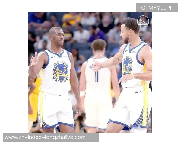 勇士与湖人季前赛精彩对决展现新赛季球队实力与战术变化